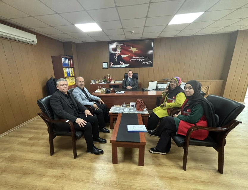 Sanal Dünya Semineri Öğrenci Ve Velileri Uyardı