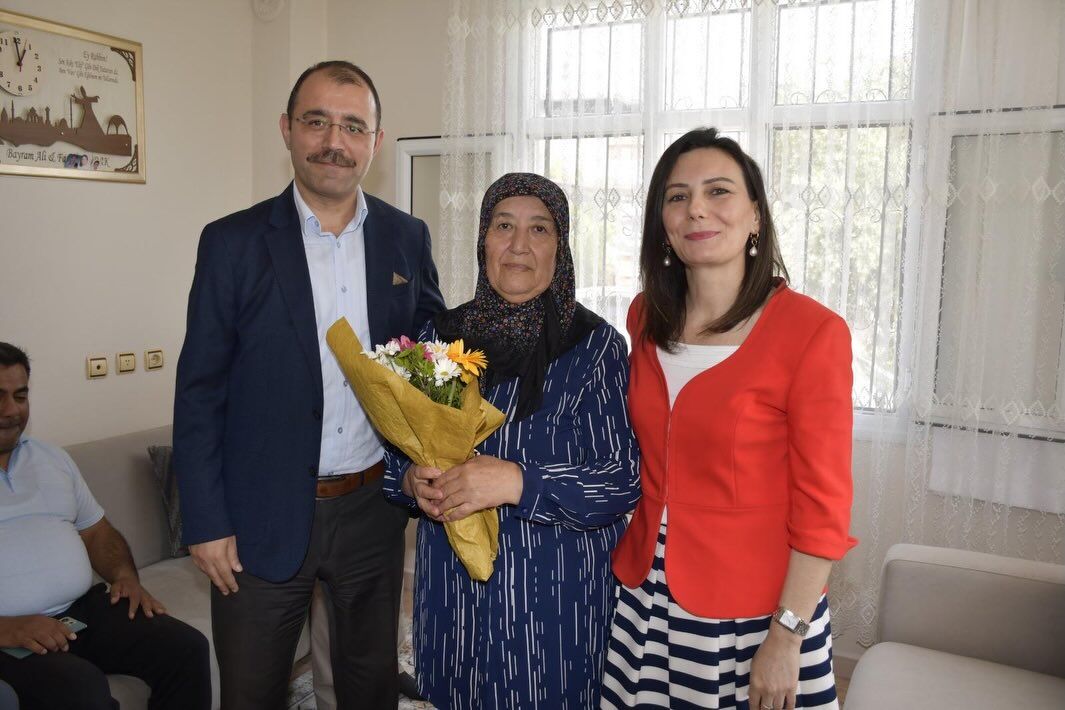 Şehit Ailesine Anlamlı Ziyaret