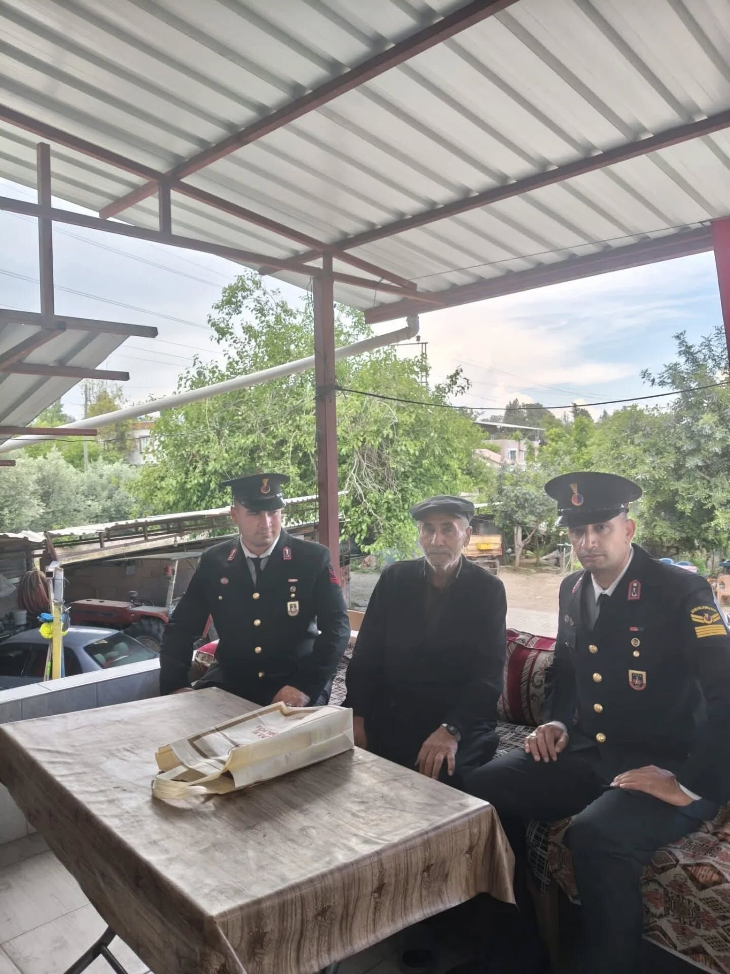 Toprakkale’de Şehit Ailelerine Bayram Ziyareti (5)
