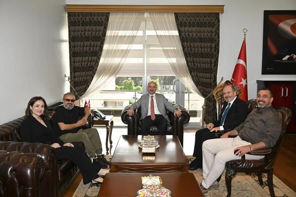 Vali Serdengeçti Sigortacıları Ağırladı1