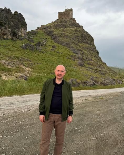 Vali Serdengeçti’nden Yaşar Kemal Kültürevi’ne Anlamlı Ziyaret3
