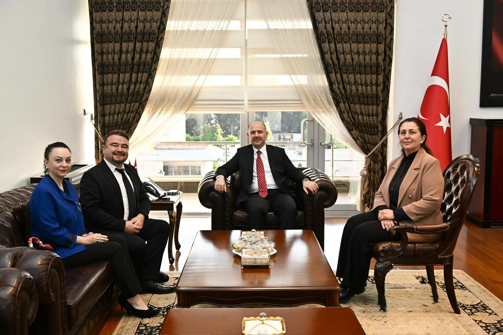 Vali Serdengeçti’ye Ziyaret2