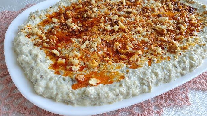 Yoğurtlu Köz Patlıcan Salatası