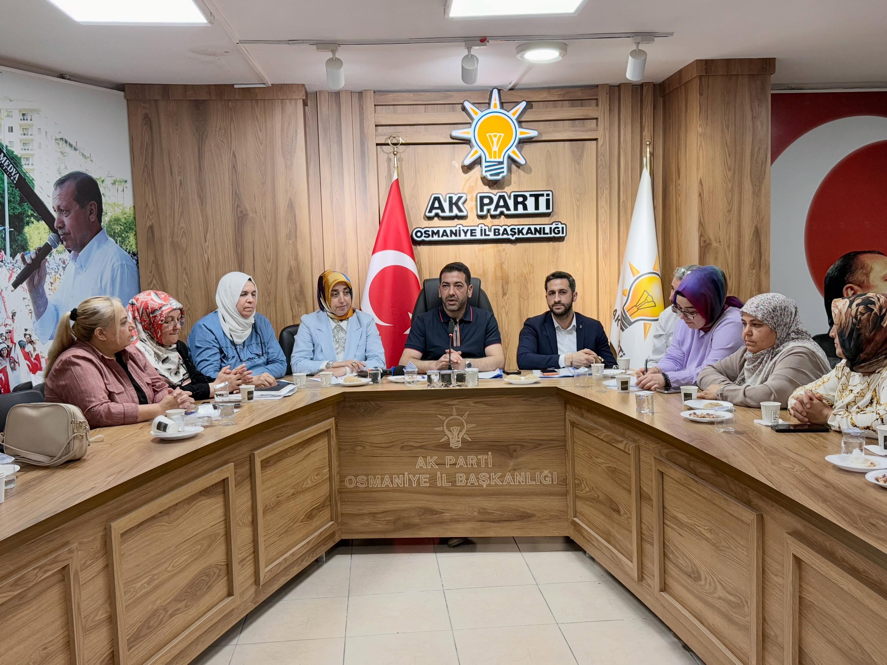 Ak Parti Toplantı1