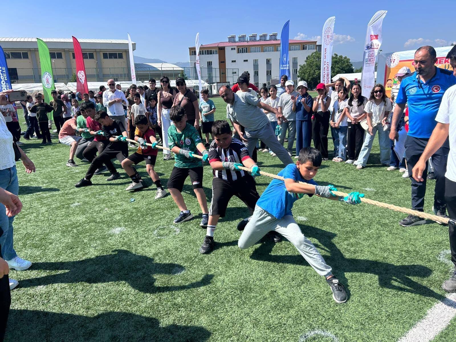 Bahçe Çocuk Oyunları Festivali Coşkuyla Gerçekleştirildi3