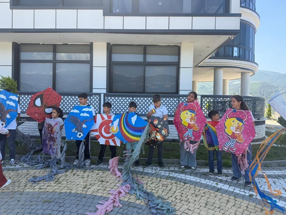 Bahçe’de Cocuklar Uçurtma Şenliğinde Buluştu2