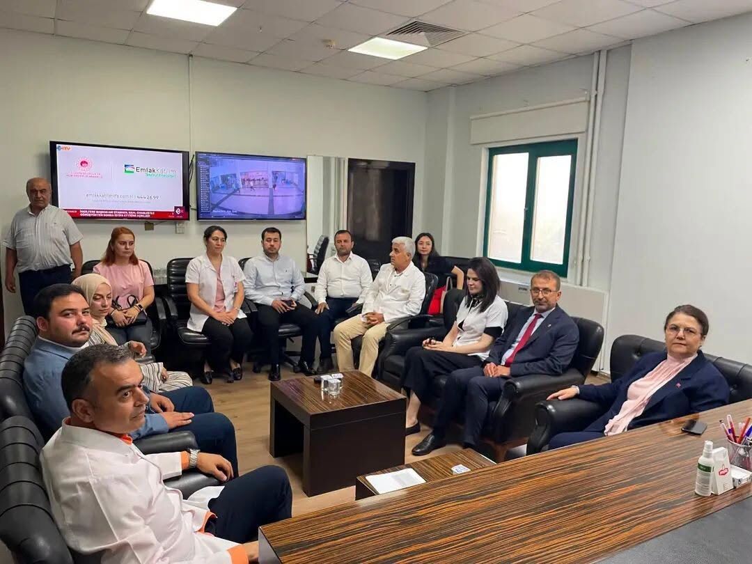 Derya Yanık’tan Kadirli Devlet Hastanesi’ne Ziyaret (3)