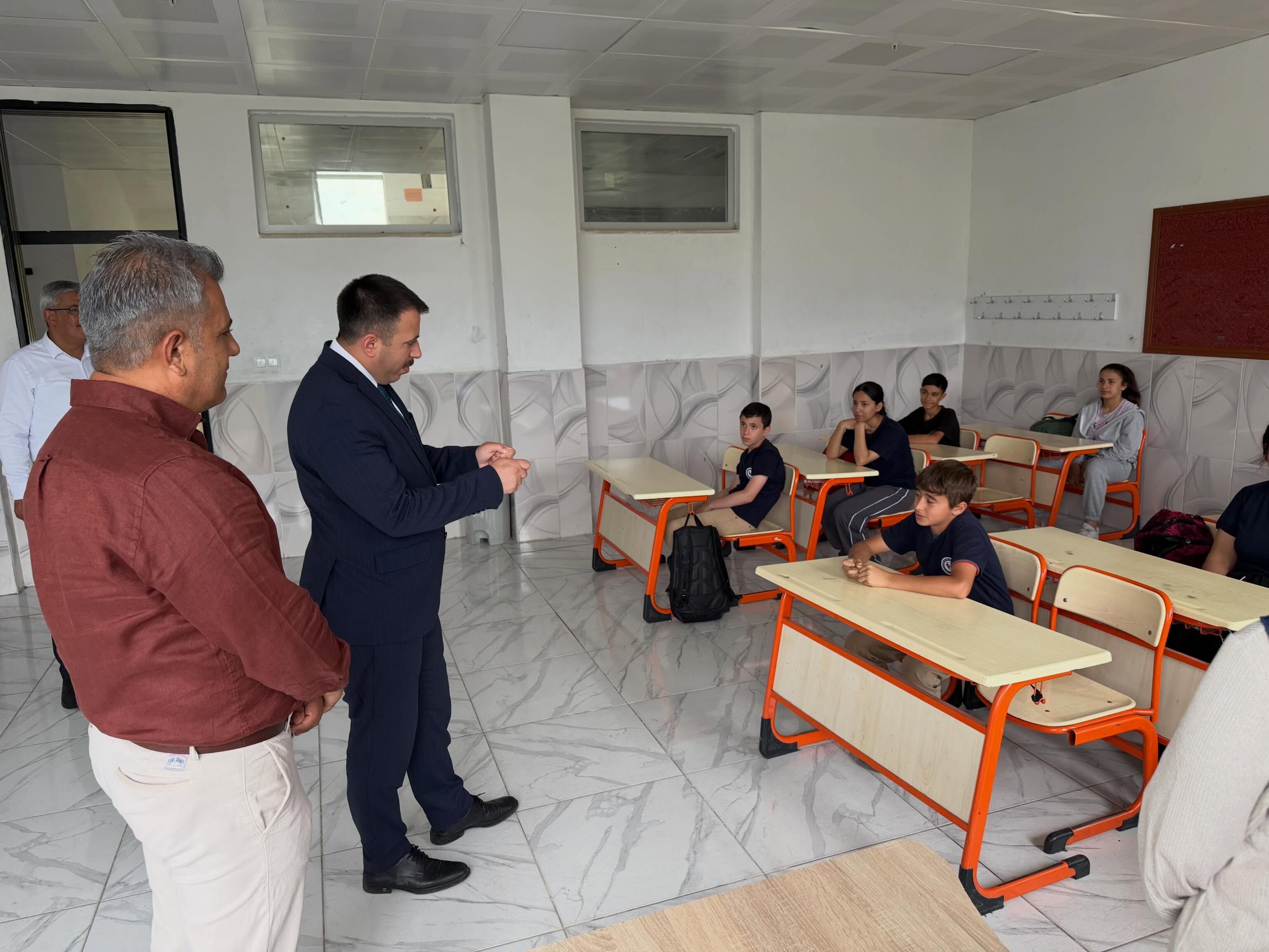 Düziçi Kaymakamı Yurdagül’den Lgs Öncesi Ziyaret (1)