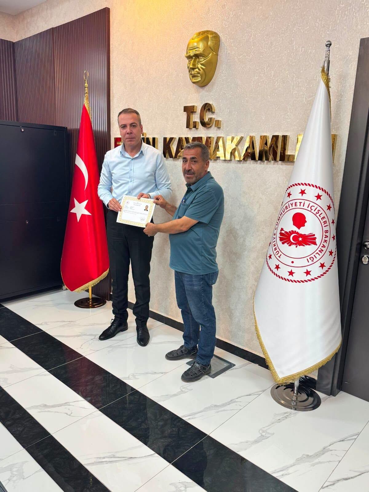 Erzin Kaymakamı Onur Özaydın Personelle Veda Etti5