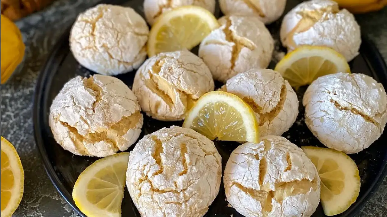 İstanbul’da Limonlu Çatlak Kurabiye Tarifi İlgi Görüyor
