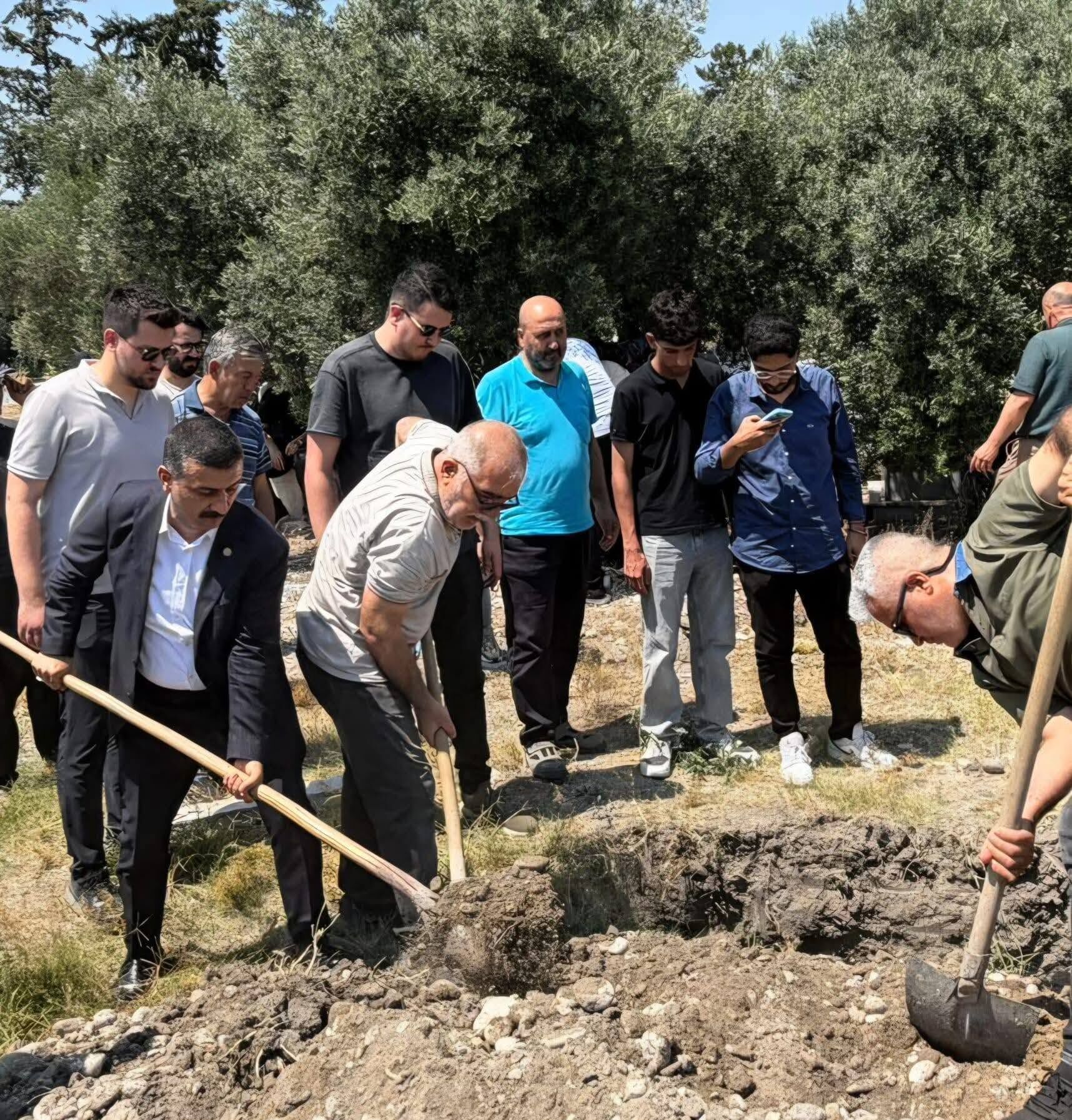 İyi̇ Parti Teşkilatından Bozkurt Ailesine Taziye Ziyareti (2)
