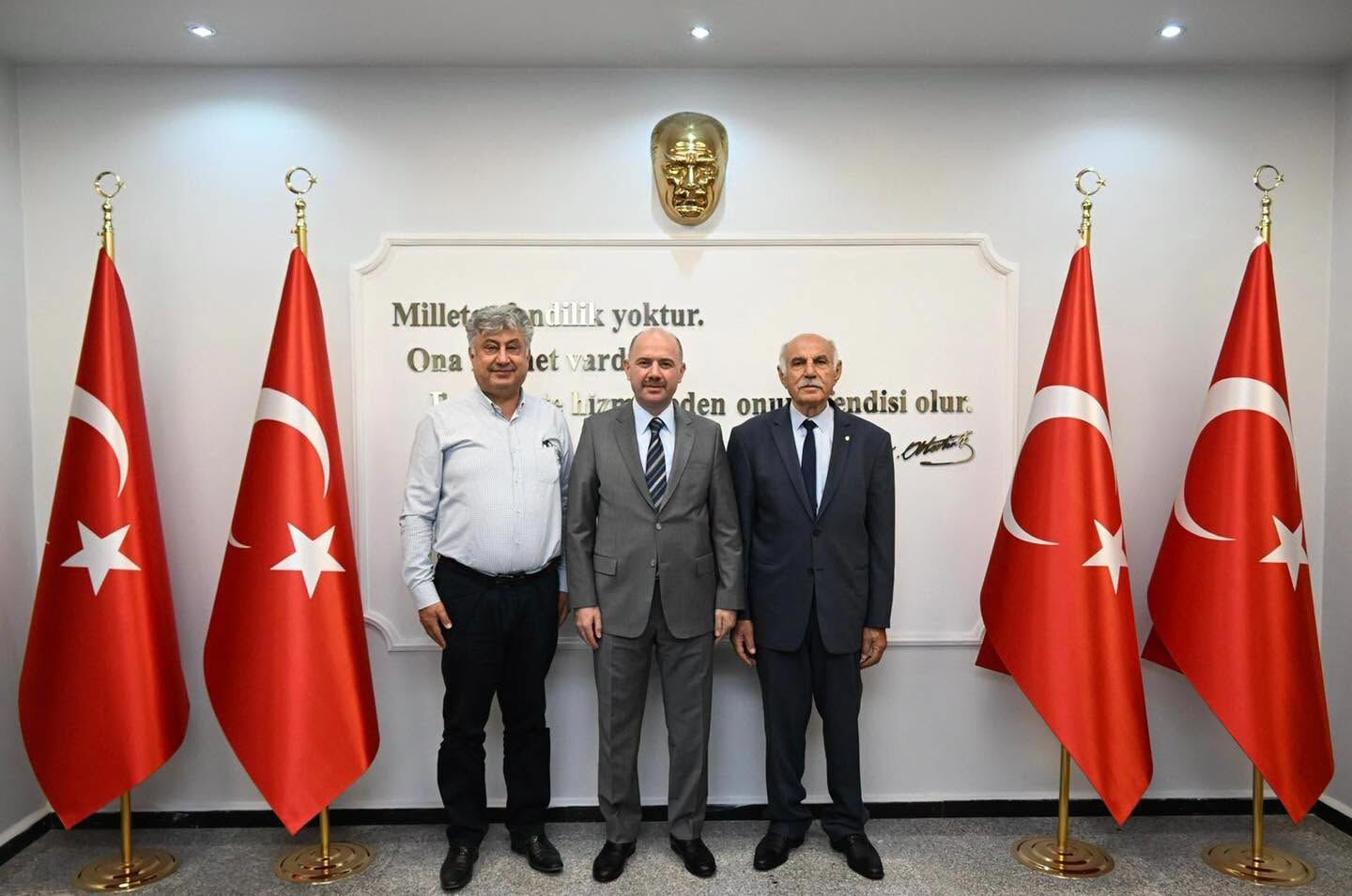 Kadirli Ticaret Borsası'ndan Vali Serdengeçti'ye Ziyaret (1)