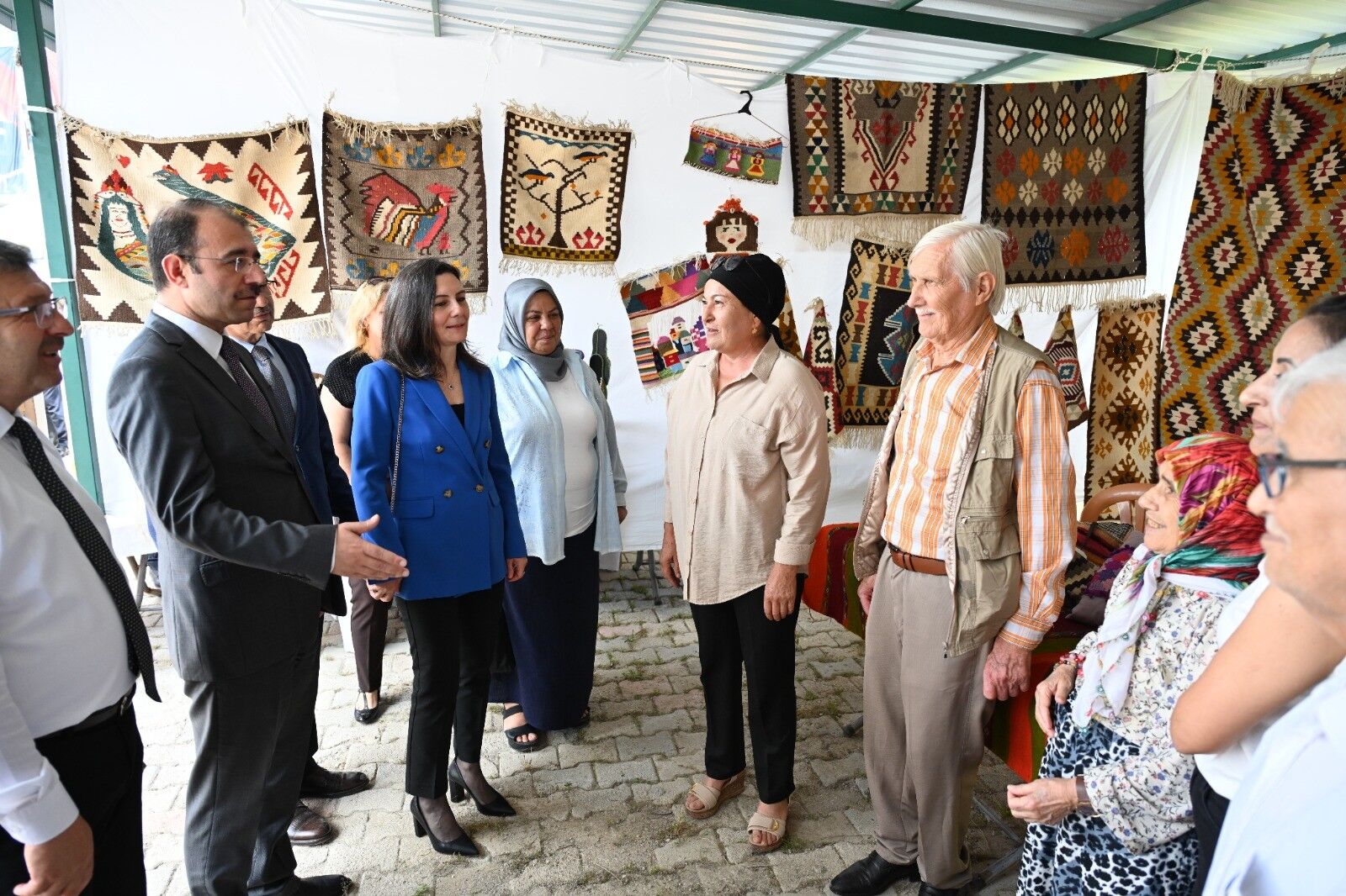 Kadirli’de Hayat Boyu Öğrenme Sergisine Yoğun İlgi (3)
