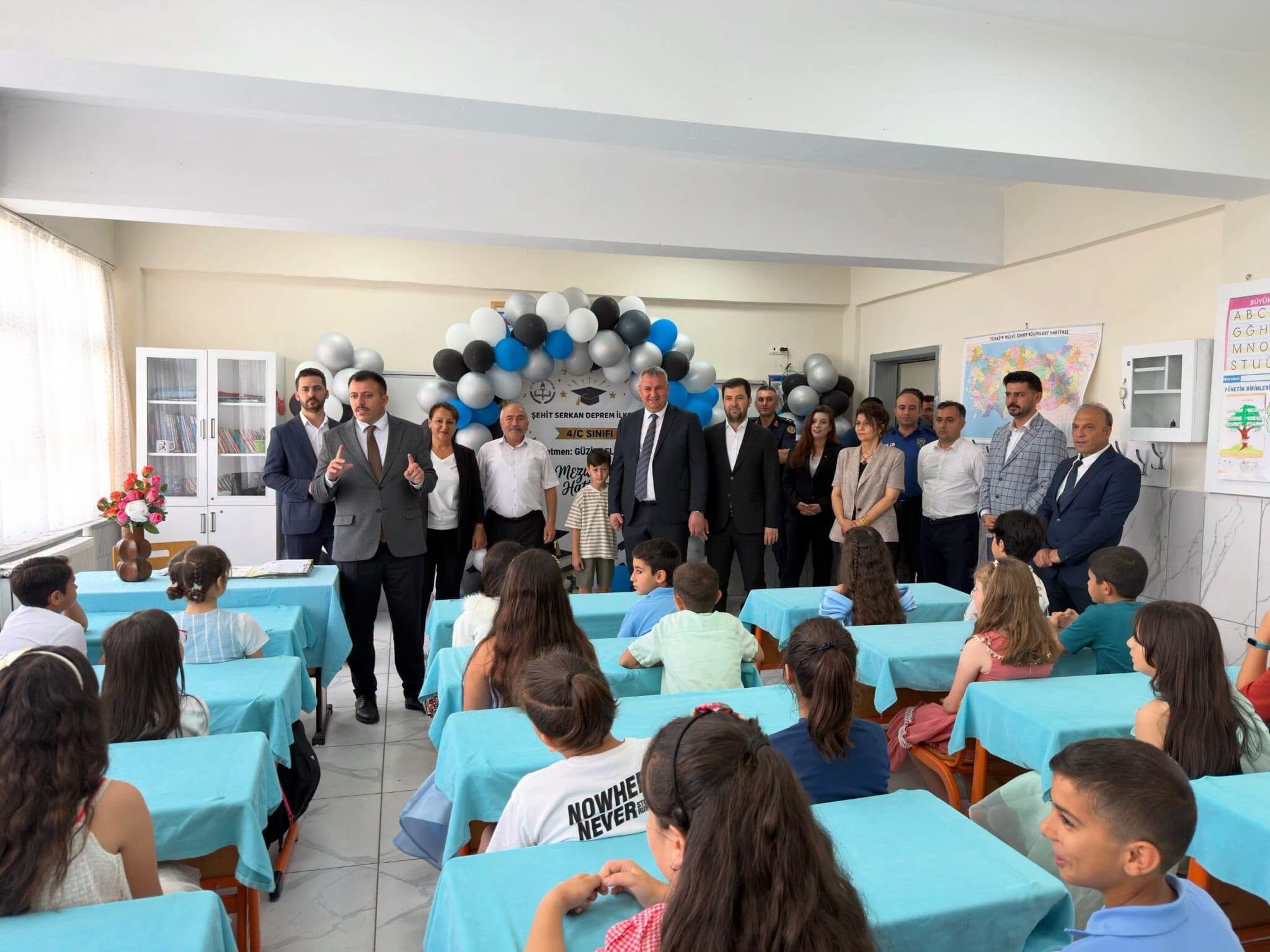 Mhp Düziçi Teşkilatı Karne Sevincini Paylaştı (3)