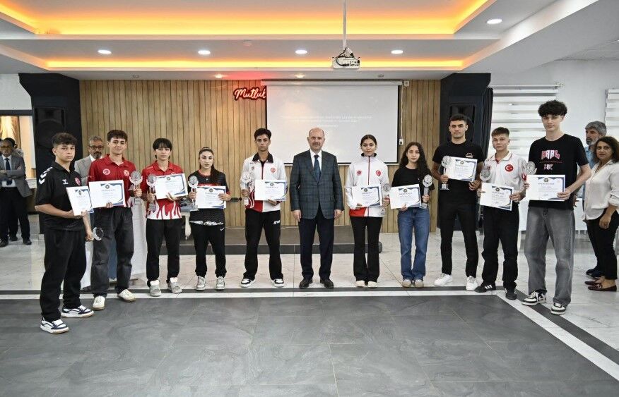 Osmaniye Vali Sporcu Tebrik 3