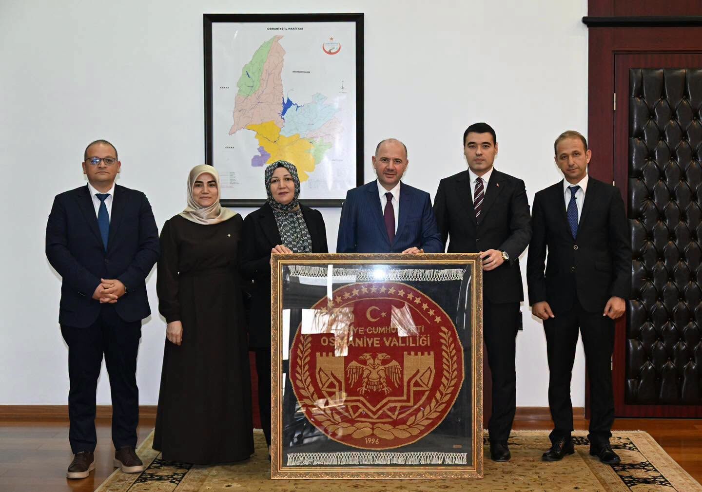 Osmaniye Valiliği’nin Yeni Logosu Kilime İşlendi3