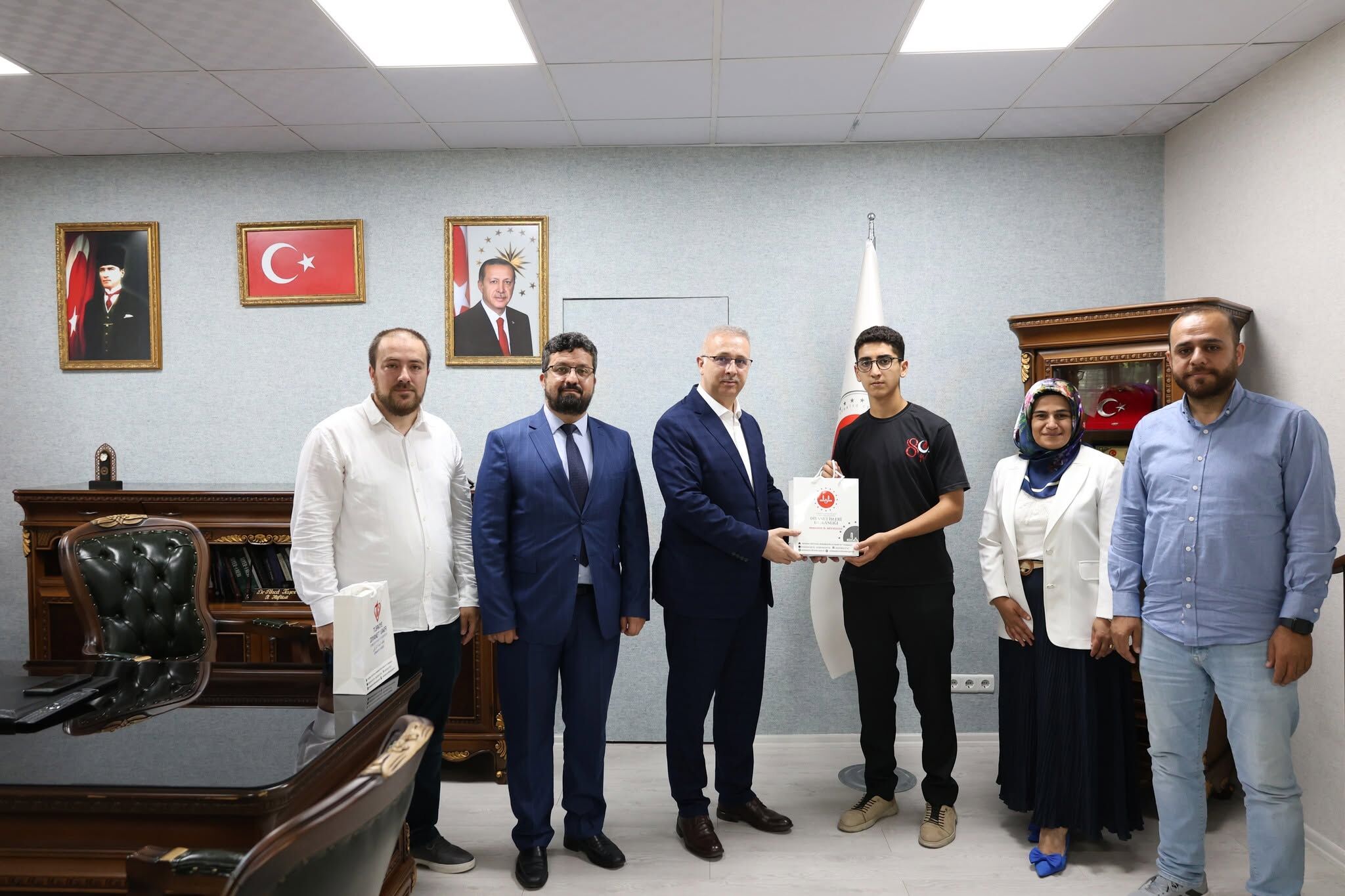 Osmaniye’de Çedes Heyeti Ahat Taşcı’yı Ziyaret Etti3