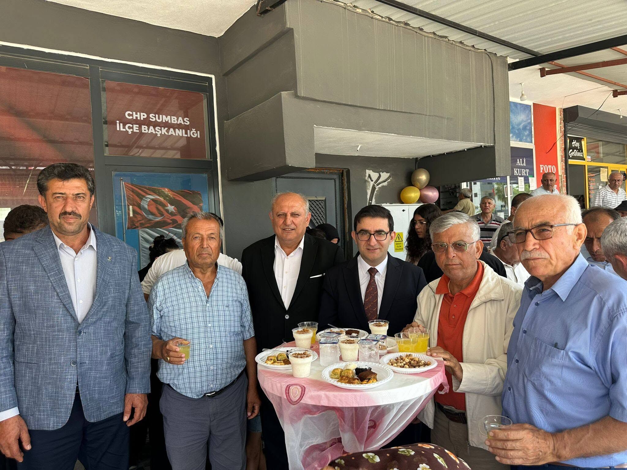Sumbas’ta Hanımın Eli Şarküteri Hizmete Açıld2