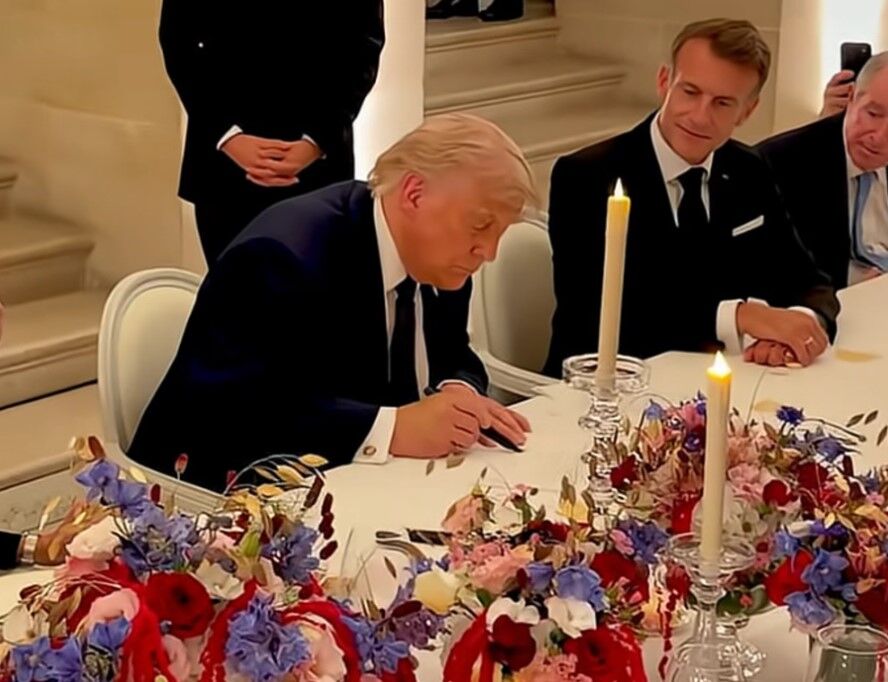ABD-İran Anlaşması Versailles’da İmzalandı: Tarihi Gelişme