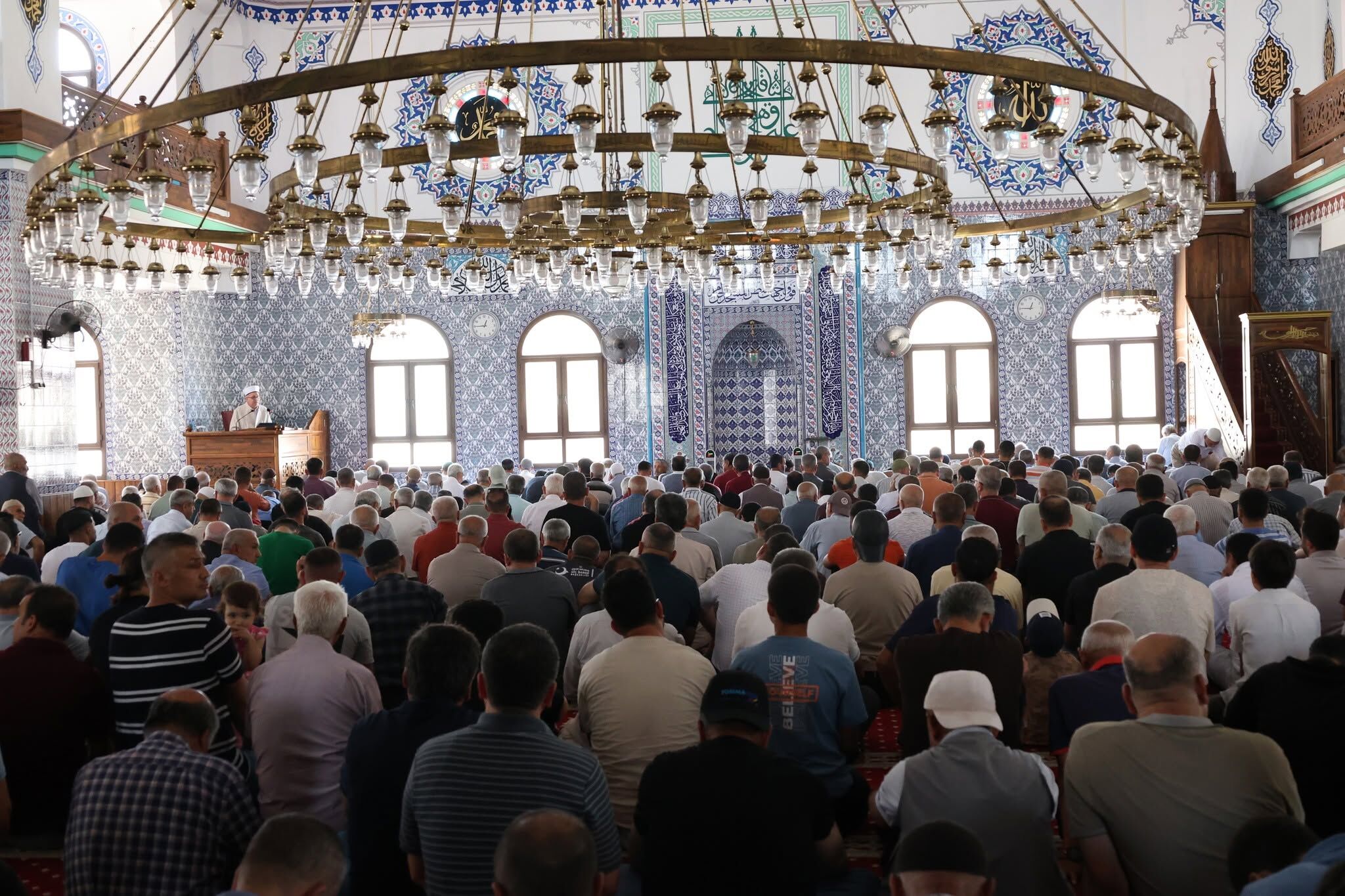 Zafer Camii Aşure Ikram