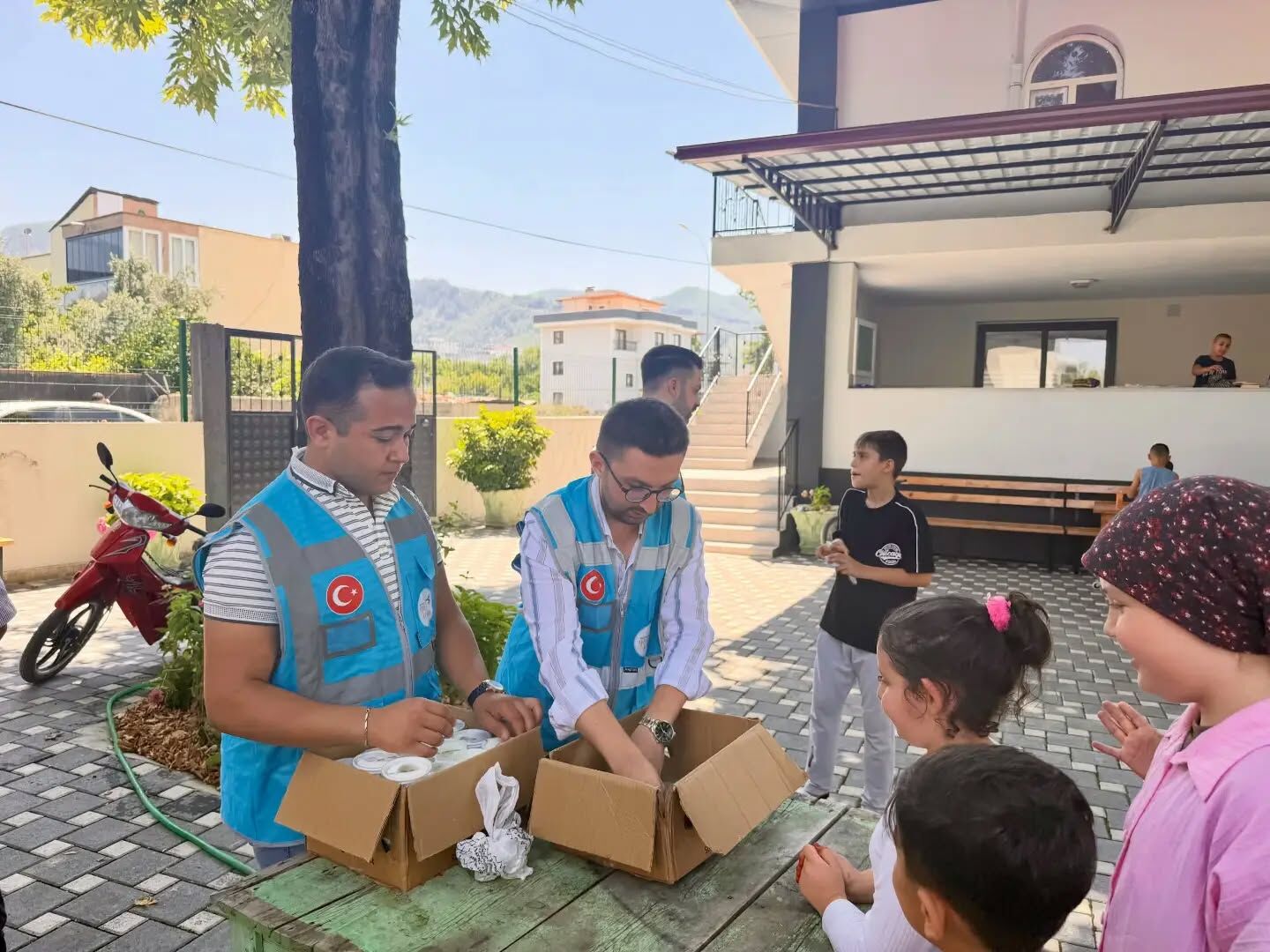 Ak Parti Düziçi'nden Kur’an Kursu Öğrencilerine Destek3