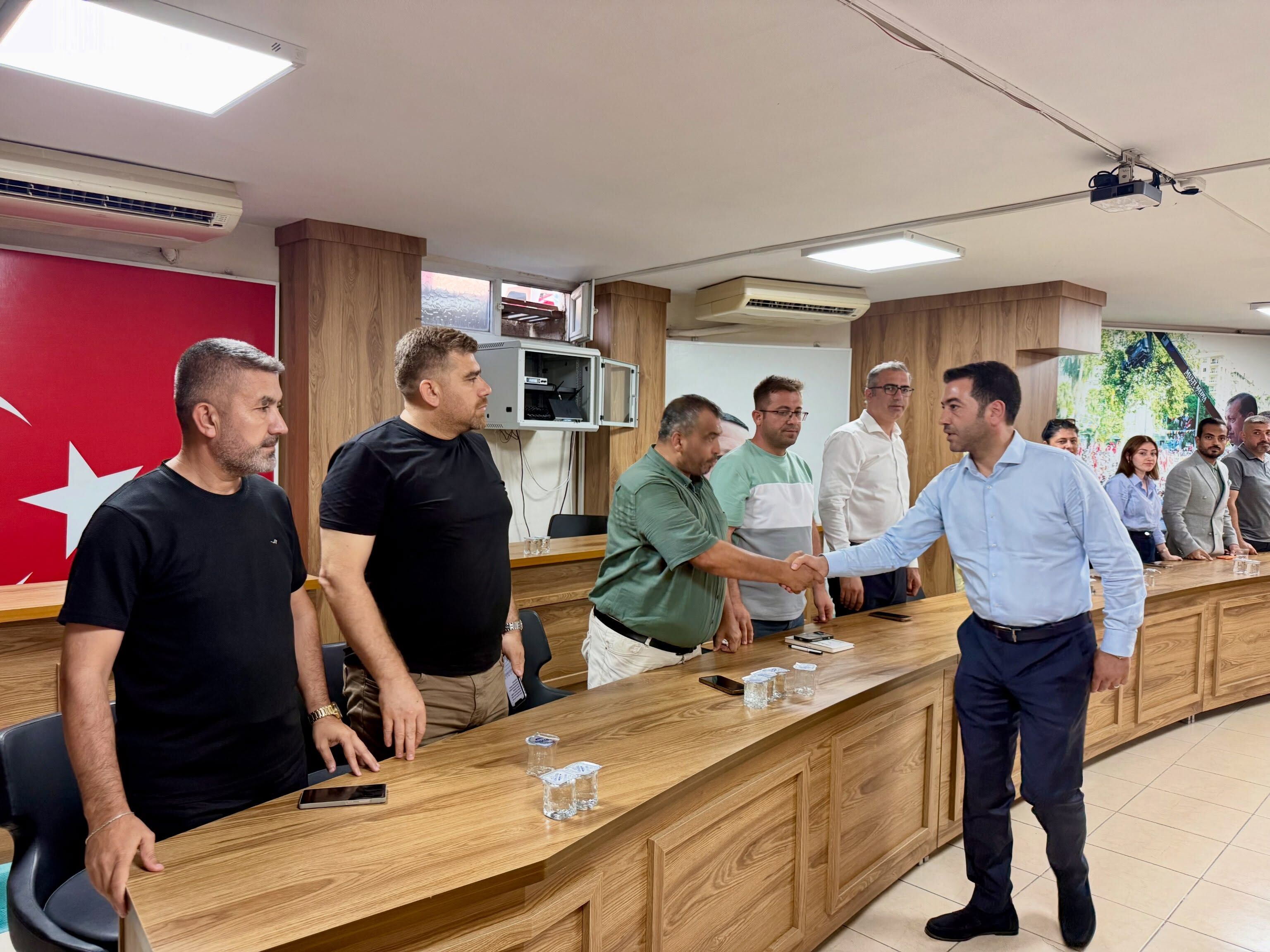 Ak Parti Osmaniye'de Haftalık Gündem Masaya Yatırıldı (1)