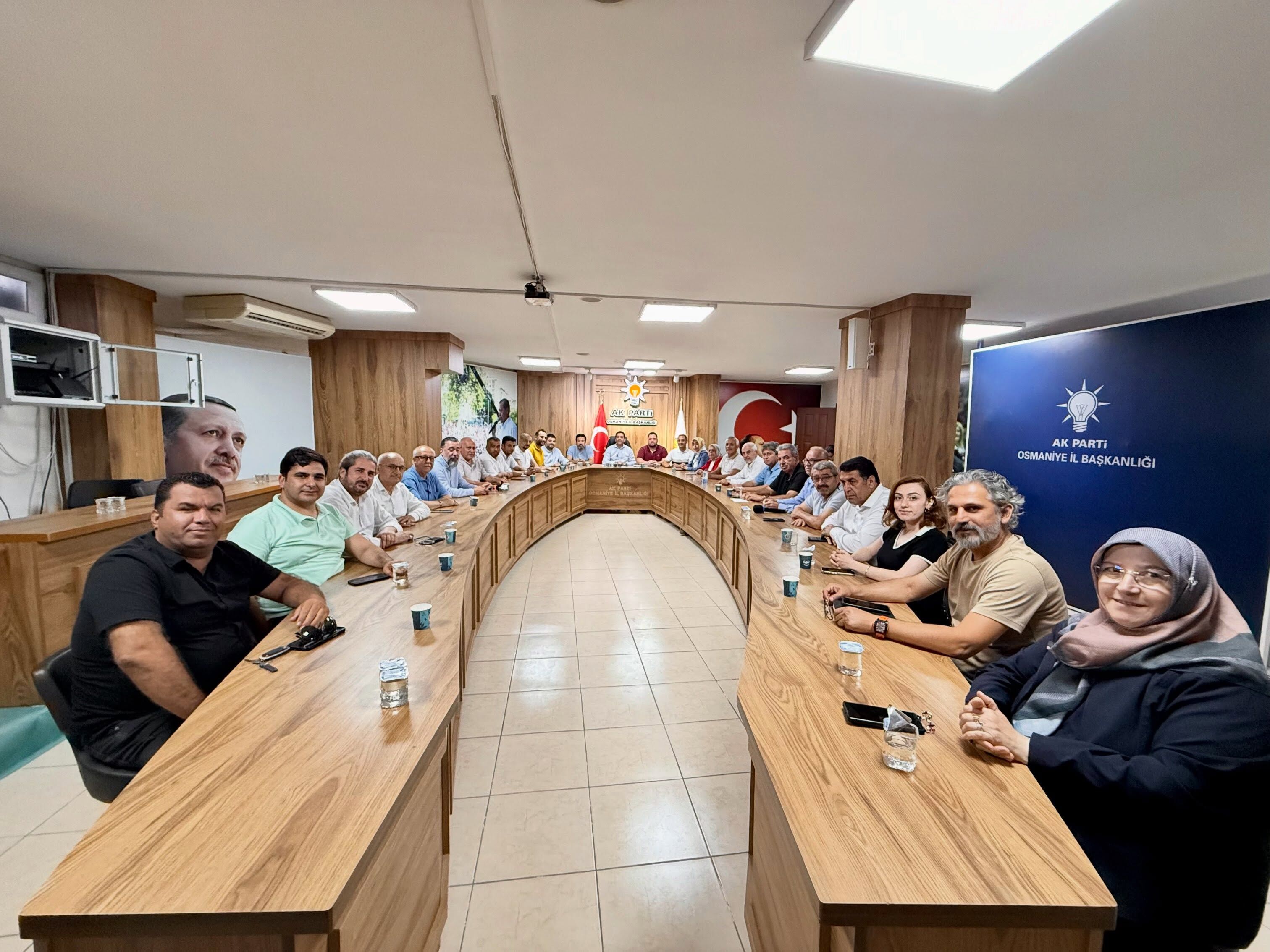 Ak Parti Osmaniye’de Haftalık Yönetim Toplantısı Yapıldı2