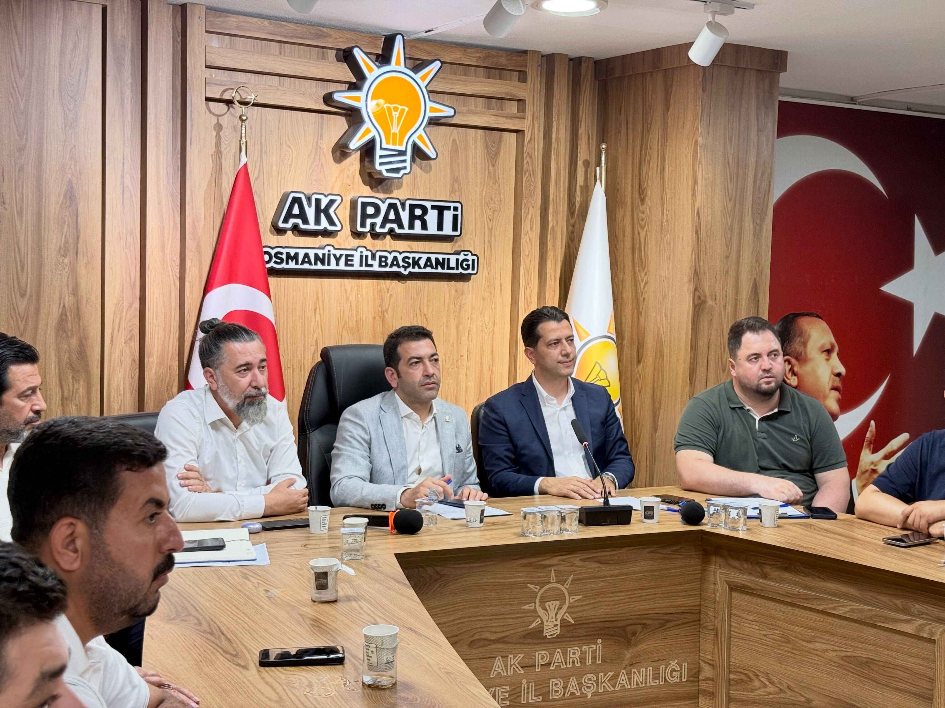 Ak Parti Osmaniye’de Türkiye Yüzyılı Vizyonu Masaya Yatırıldı (2)