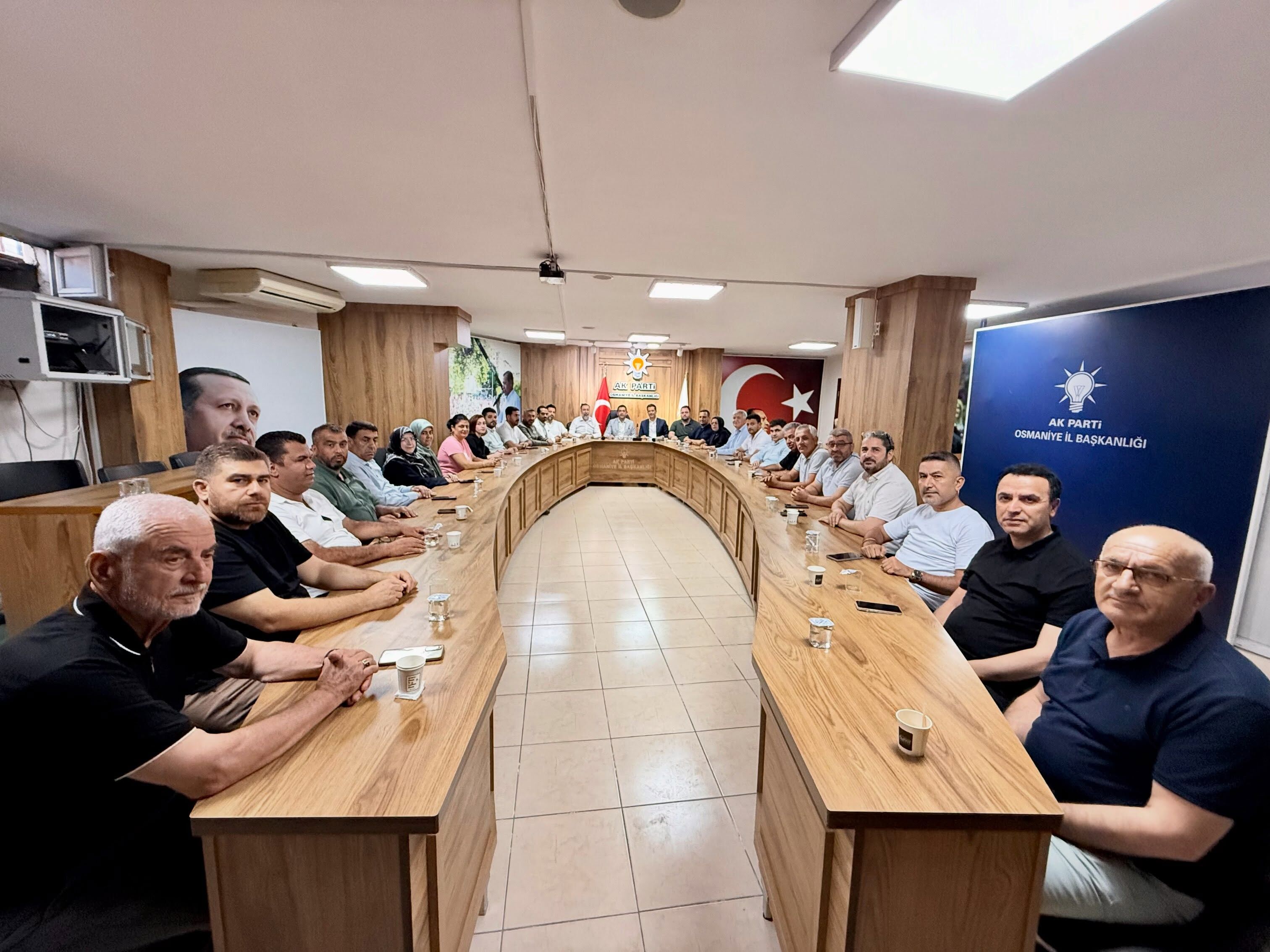 Ak Parti Osmaniye’de Türkiye Yüzyılı Vizyonu Masaya Yatırıldı (3)