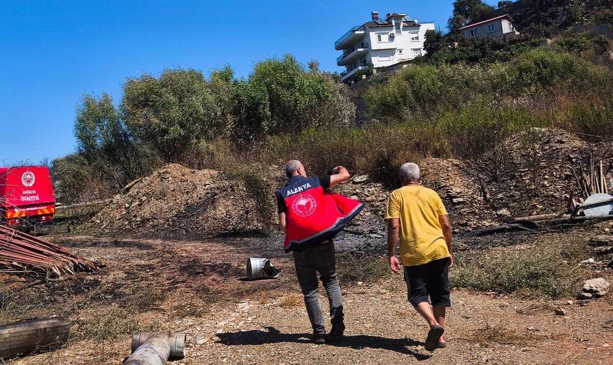 Alanya'da Yangından Etkilenen Tarım Alanlarında Hasar Tespiti