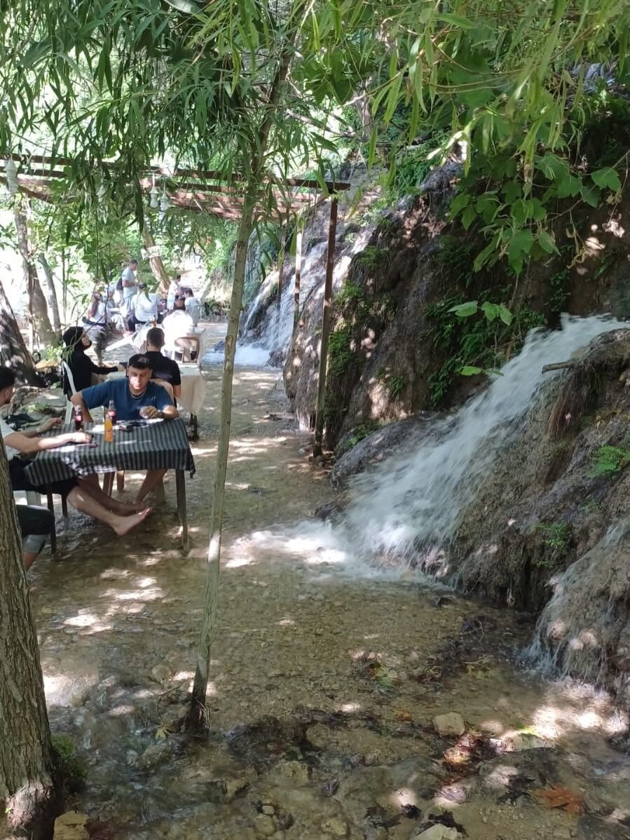 Antakya Harbiye Şelalesi Ziyaretçilerini Büyülüyor2
