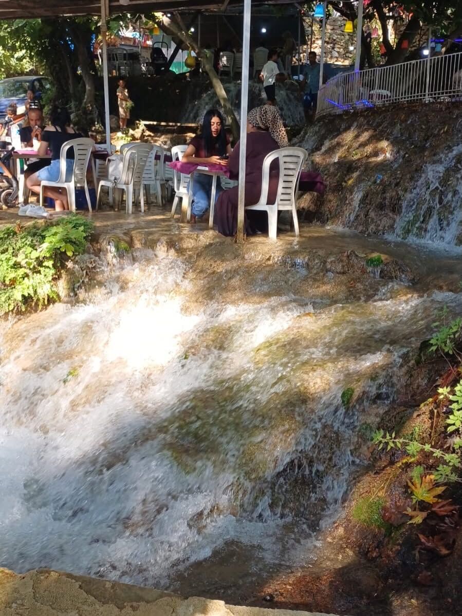 Antakya Harbiye Şelalesi Ziyaretçilerini Büyülüyor6