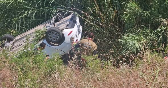 Antakya’da Trafik Kazası 2 Kişi Kurtarıldı