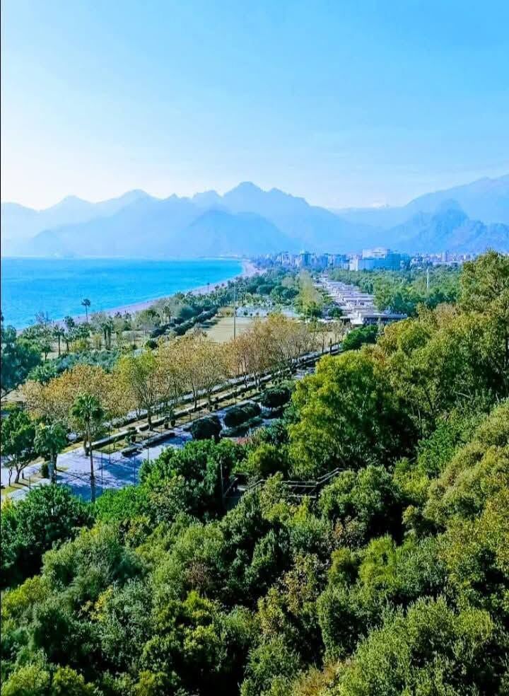 Antalya Atatürk Kültür Parkı Yoğun İlgi Görüyor2