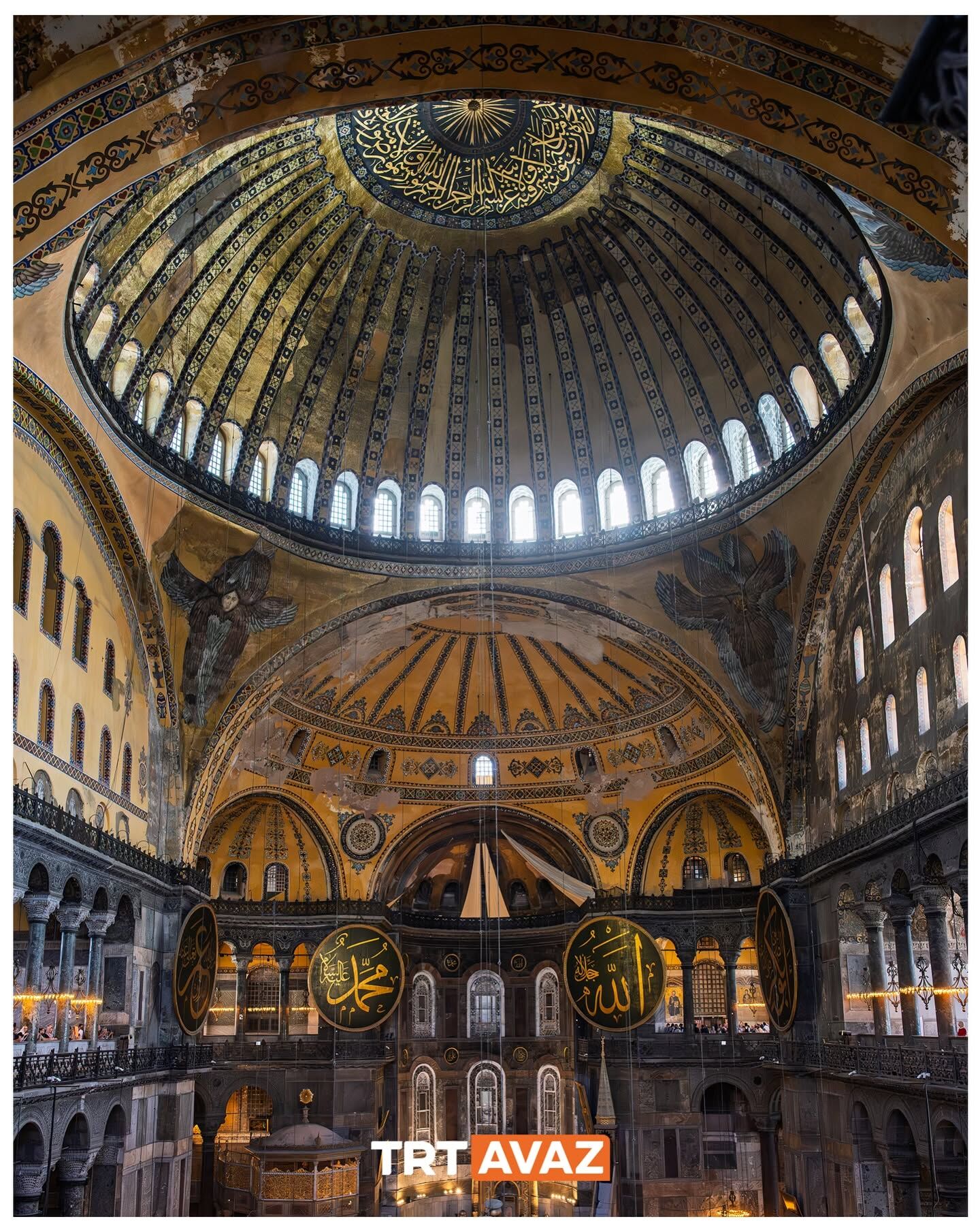 Ayasofya'da 86 Yıl Sonra Yükselen Ezanın Tarihi Yolculuğu2