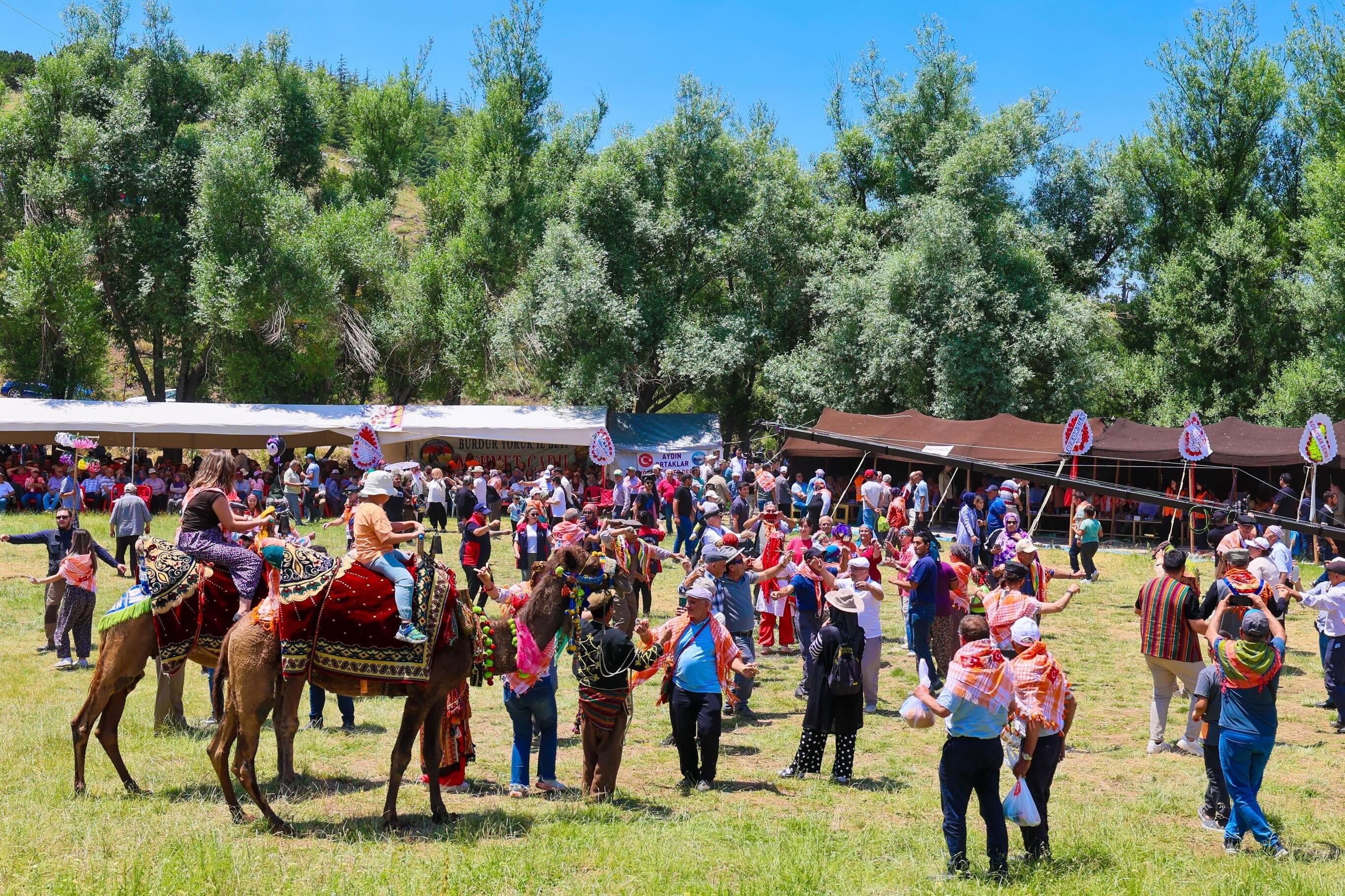 Burdur’da Geleneksel Yörük Şenliği Büyük İlgi Gördü12
