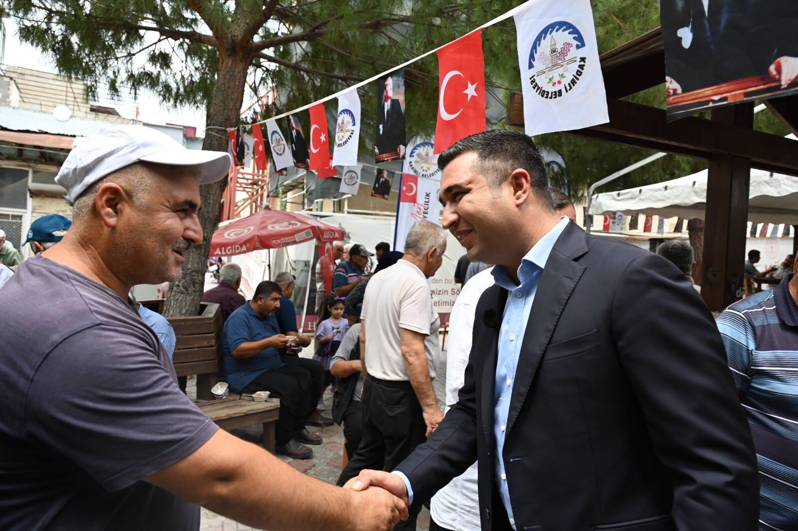Çamlıkahve'de Binlerce Kişiye Aşure İkramı (7)