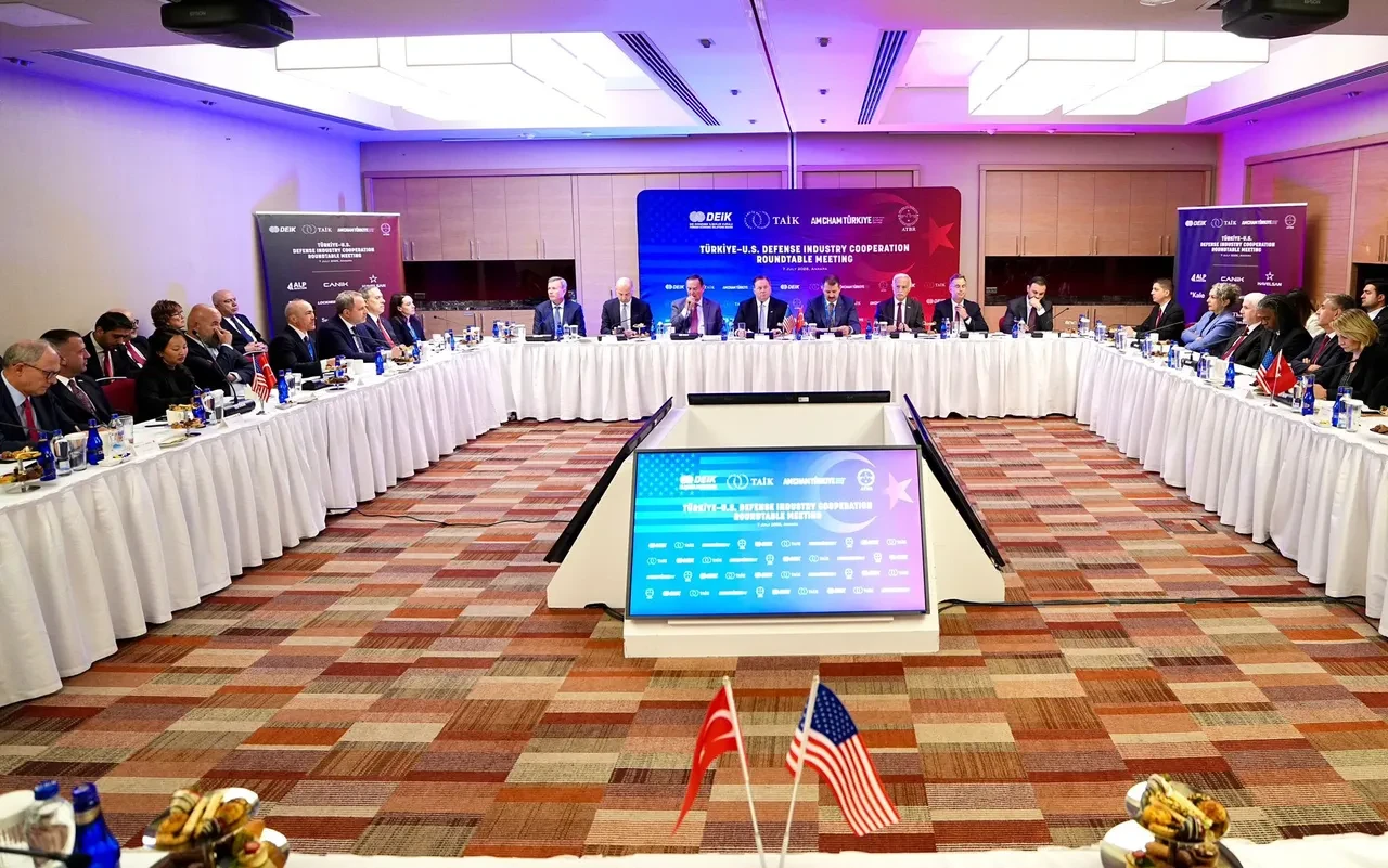 Canik Nato Zirvesi'nde Türkiye'yi Nasıl Temsil Etti