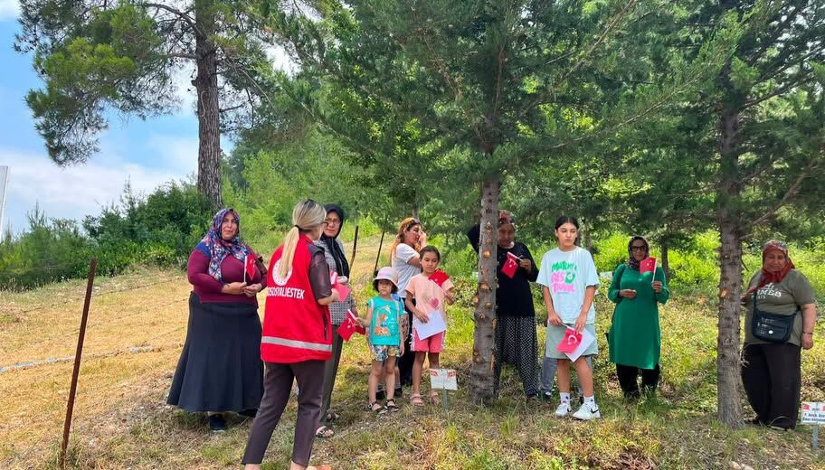 Çocuklardan 15 Temmuz Şehitleri Hatıra Ormanı’na Ziyaret