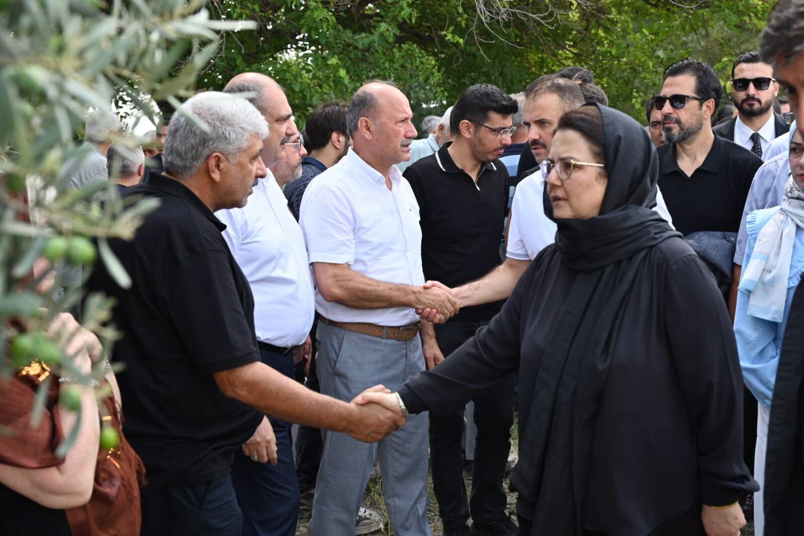 Derya Yanık’ın Dayısı Son Yolculuğuna Uğurlandı3