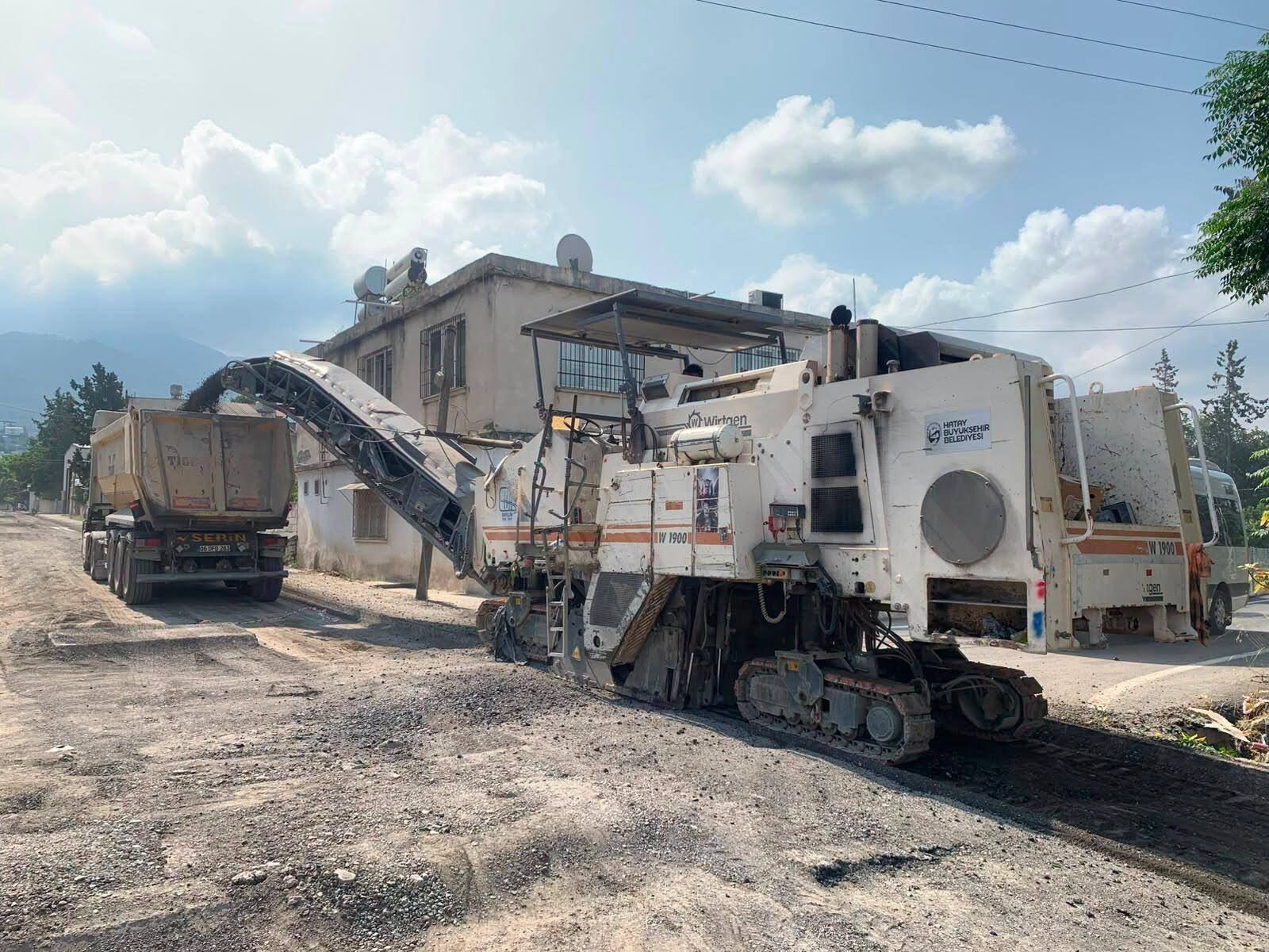 Dörtyol’da 2 Bin 300 Metrelik Sıcak Asfalt Çalışması Tamamlandı2