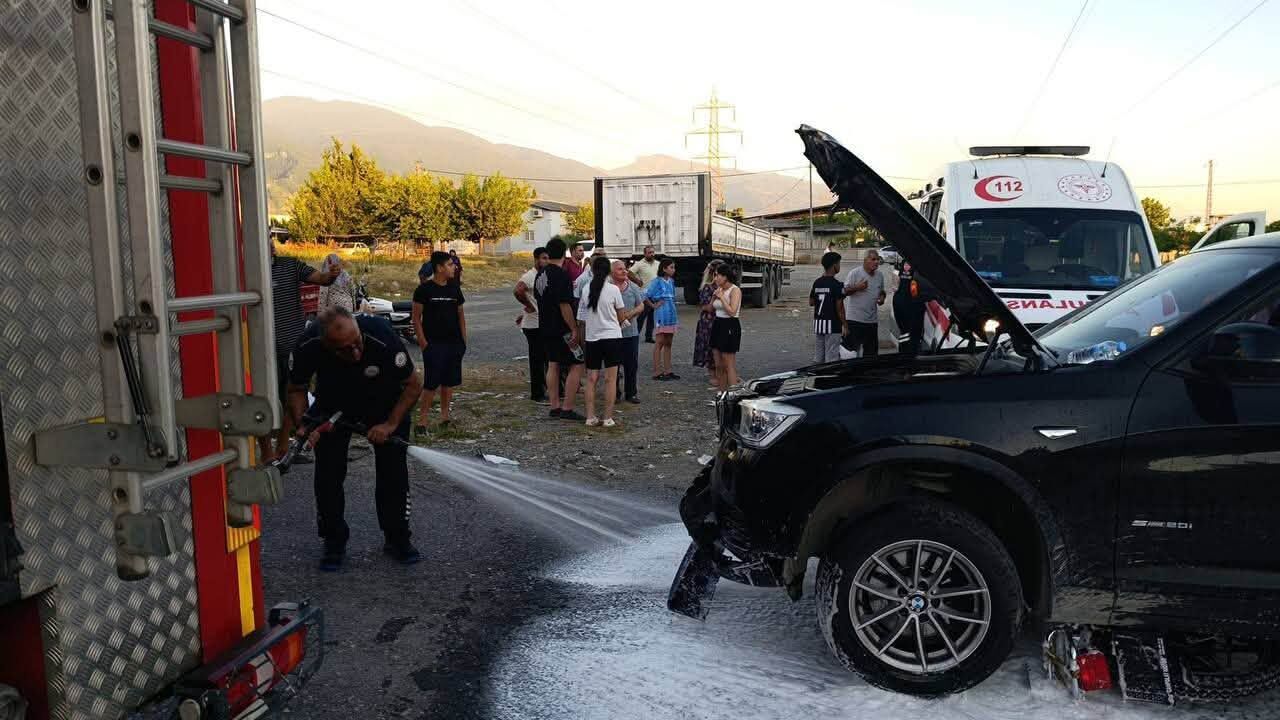 Dörtyolda Trafik Kazasında Yaralanan Kişi Kurtarıldı1