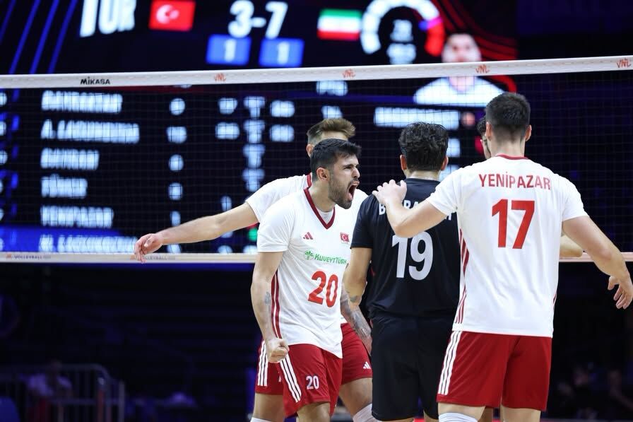 Filenin Efeleri Tarihinde İlk Kez Vnl Çeyrek Finalinde4