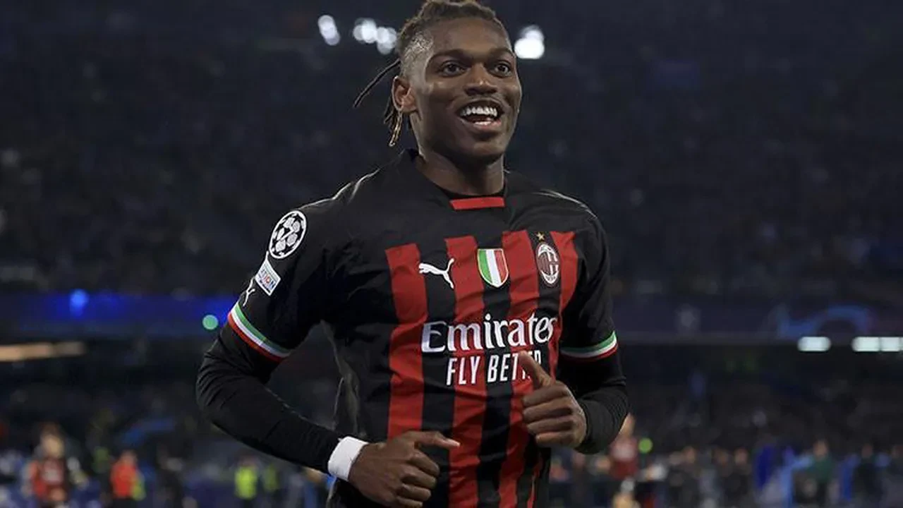 Galatasaray Rafael Leao Bombasini Patlatiyor Dev Transferde Temaslar Kuruldu 3348970 202607221042 2
