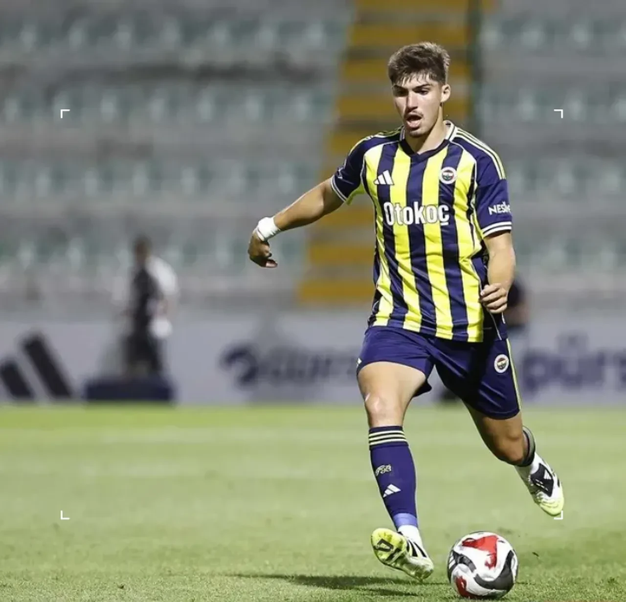 Galatasaray’dan Fenerbahçe’ye Yılın Transfer Çalımı4