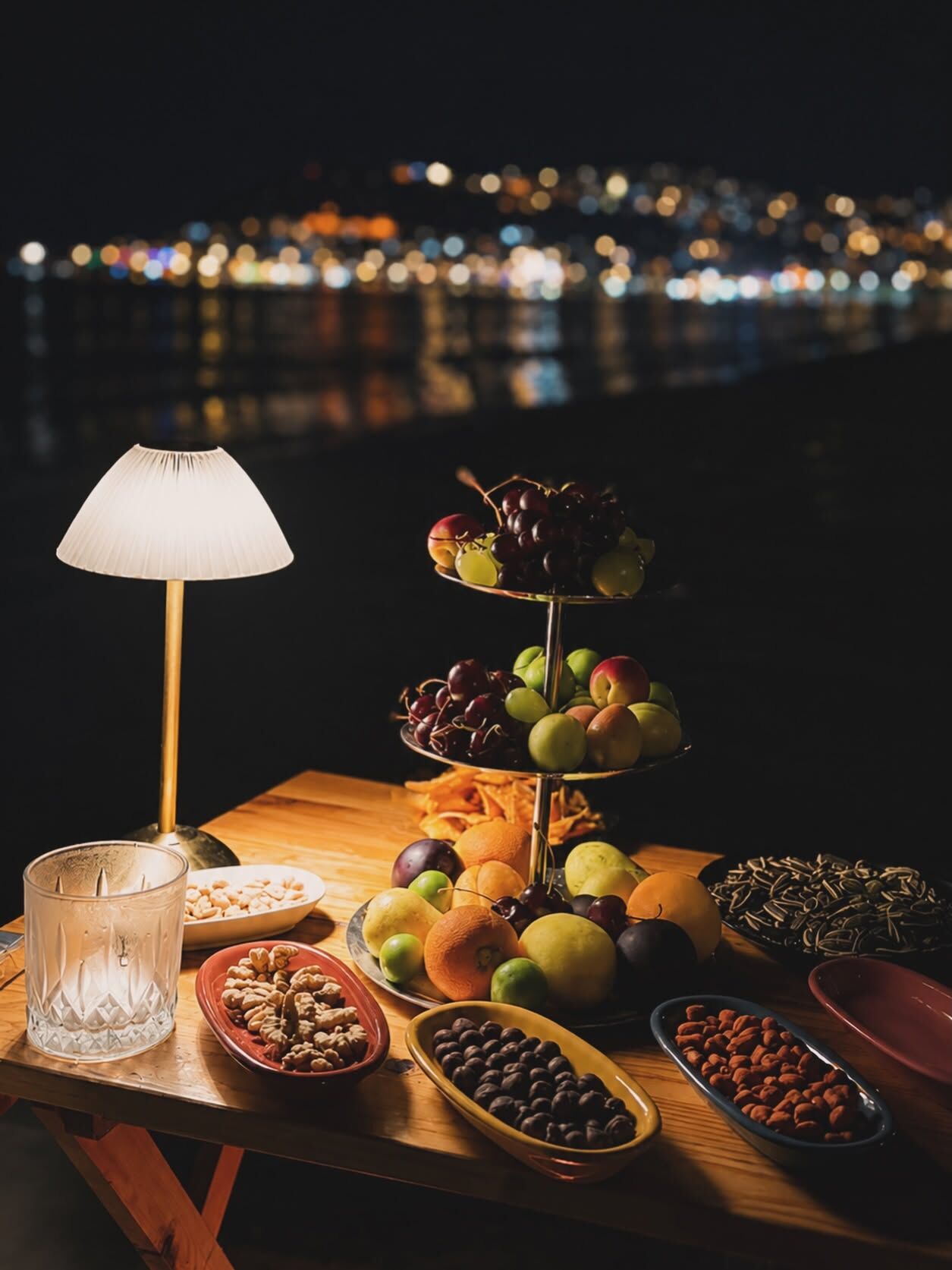 Geceye Deniz, Huzura Işık Eşlik Ediyor