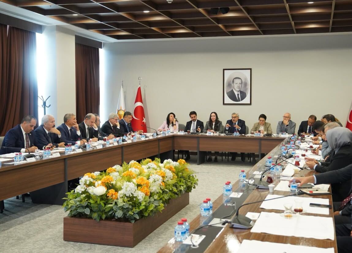 Gülsoy Ak Parti'de Kültür Ve Sanat Toplantısına Katıldı2