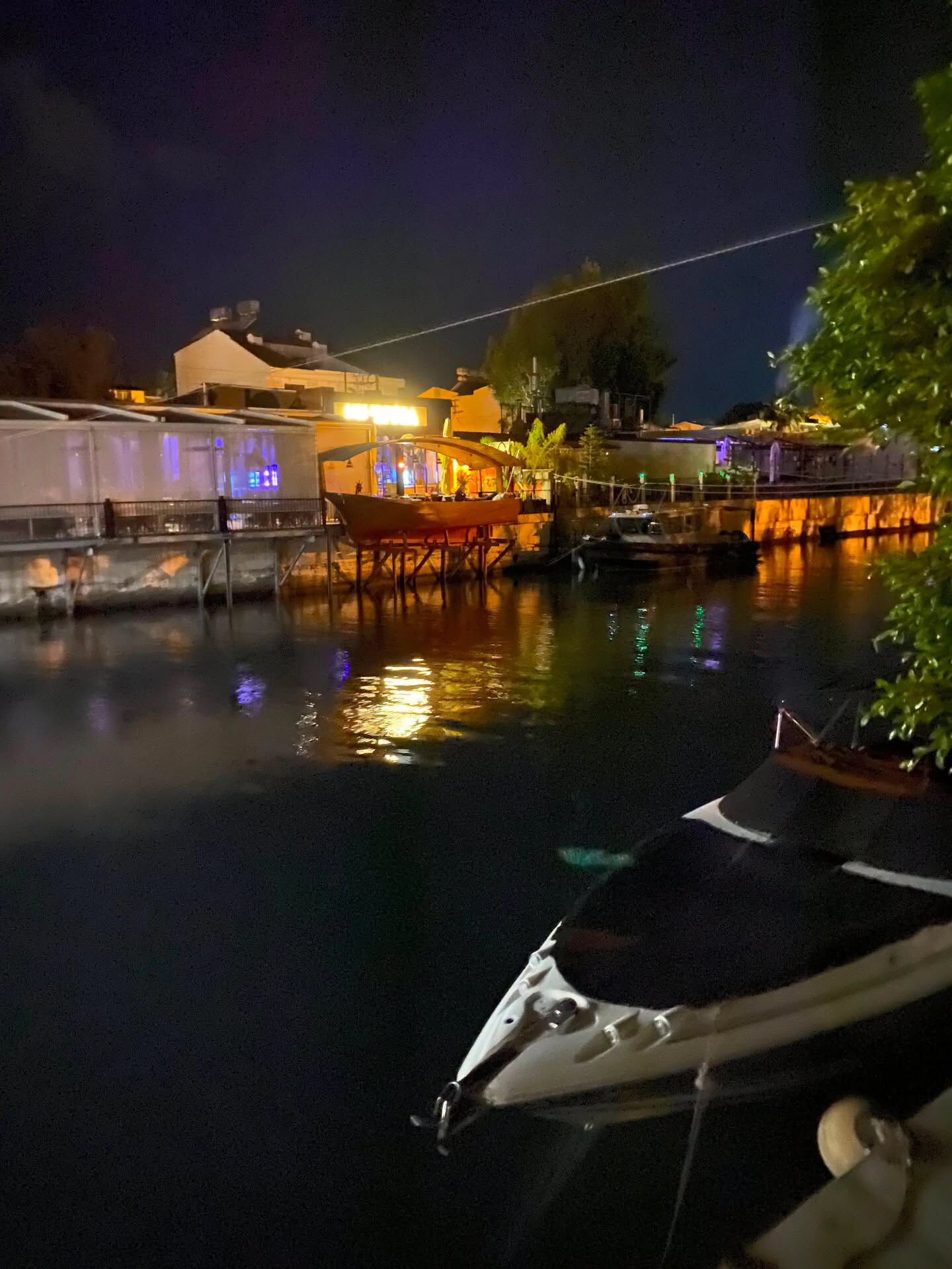 Hatay Arsuz'da Gece Manzarası Hayran Bırakıyor2