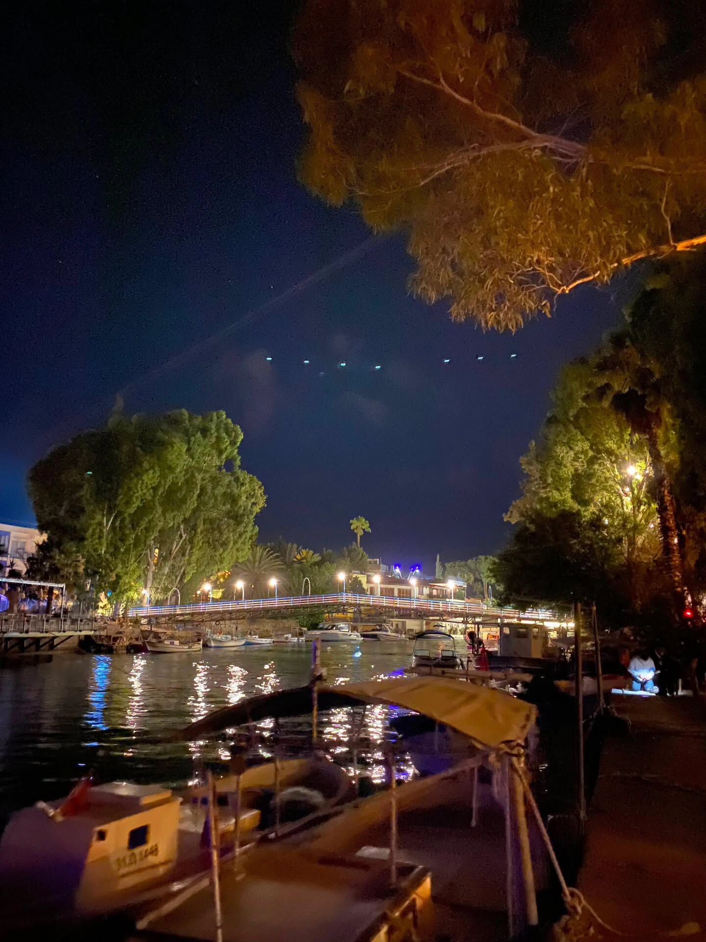 Hatay Arsuz'da Gece Manzarası Hayran Bırakıyor3