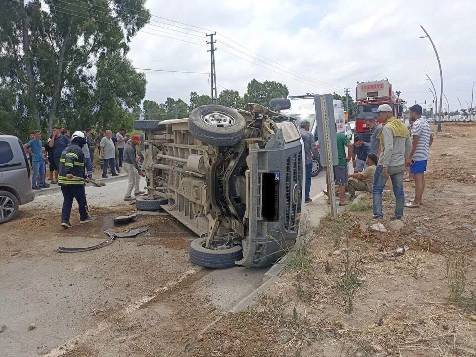 Hatay Arsuz’da İki Aracın Karıştığı Kazada 2 Yaralı2